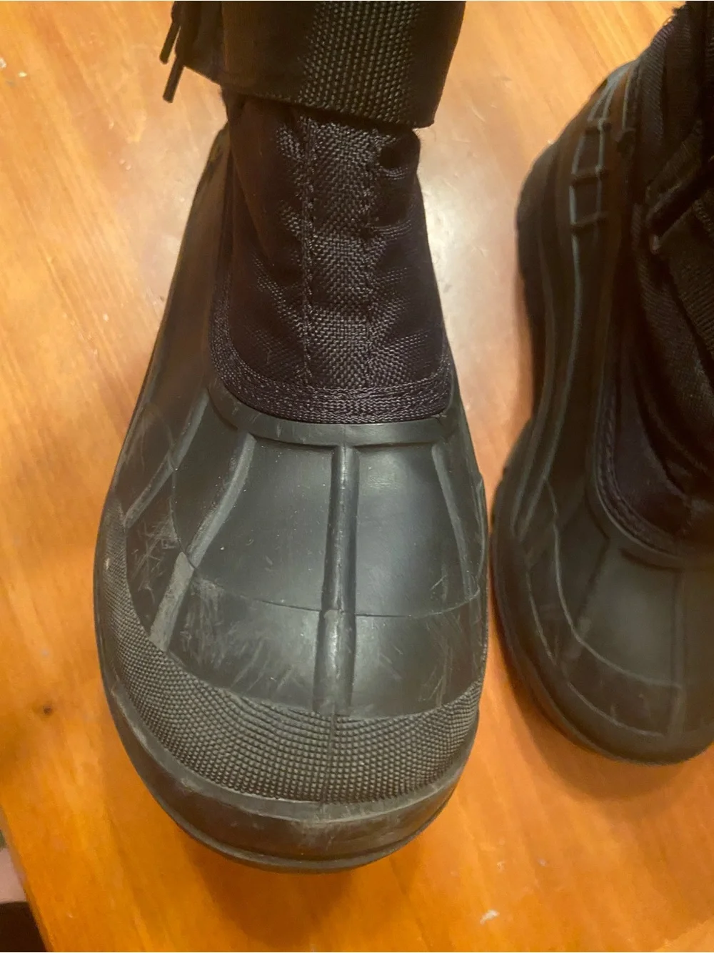 KAMIK Women's Medium Snow Boots size 8 black